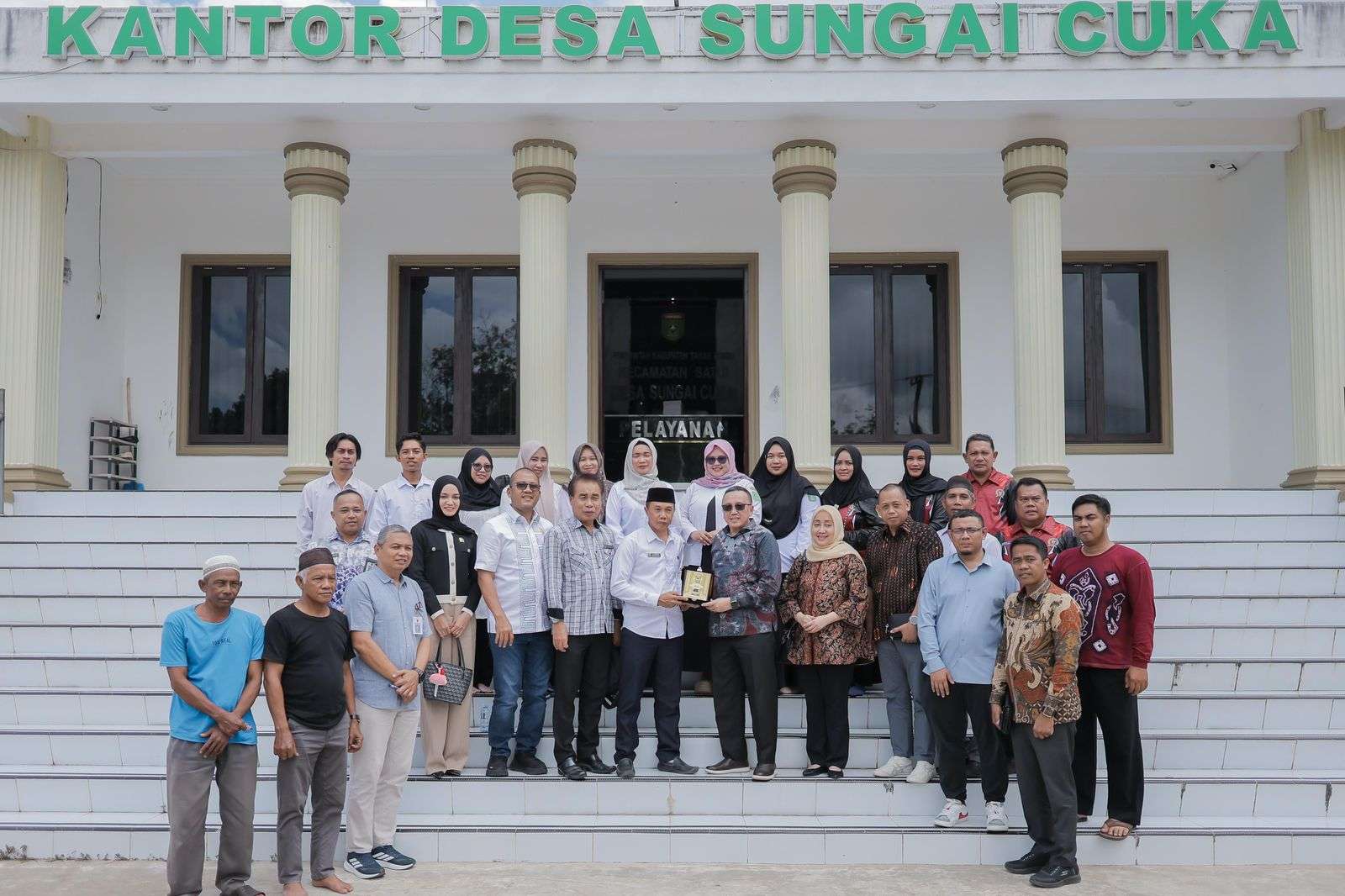 Komisi I DPRD Kalsel Apresiasi Pengelolaan Dana Desa di Sungai Cuka