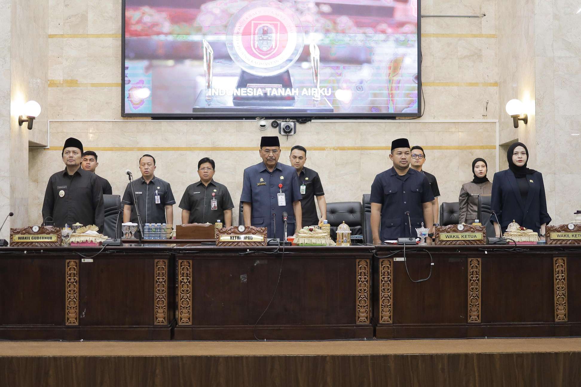 Ketua DPRD Kalsel Pimpin Rapat Paripurna, Bahas Lima Raperda Strategis