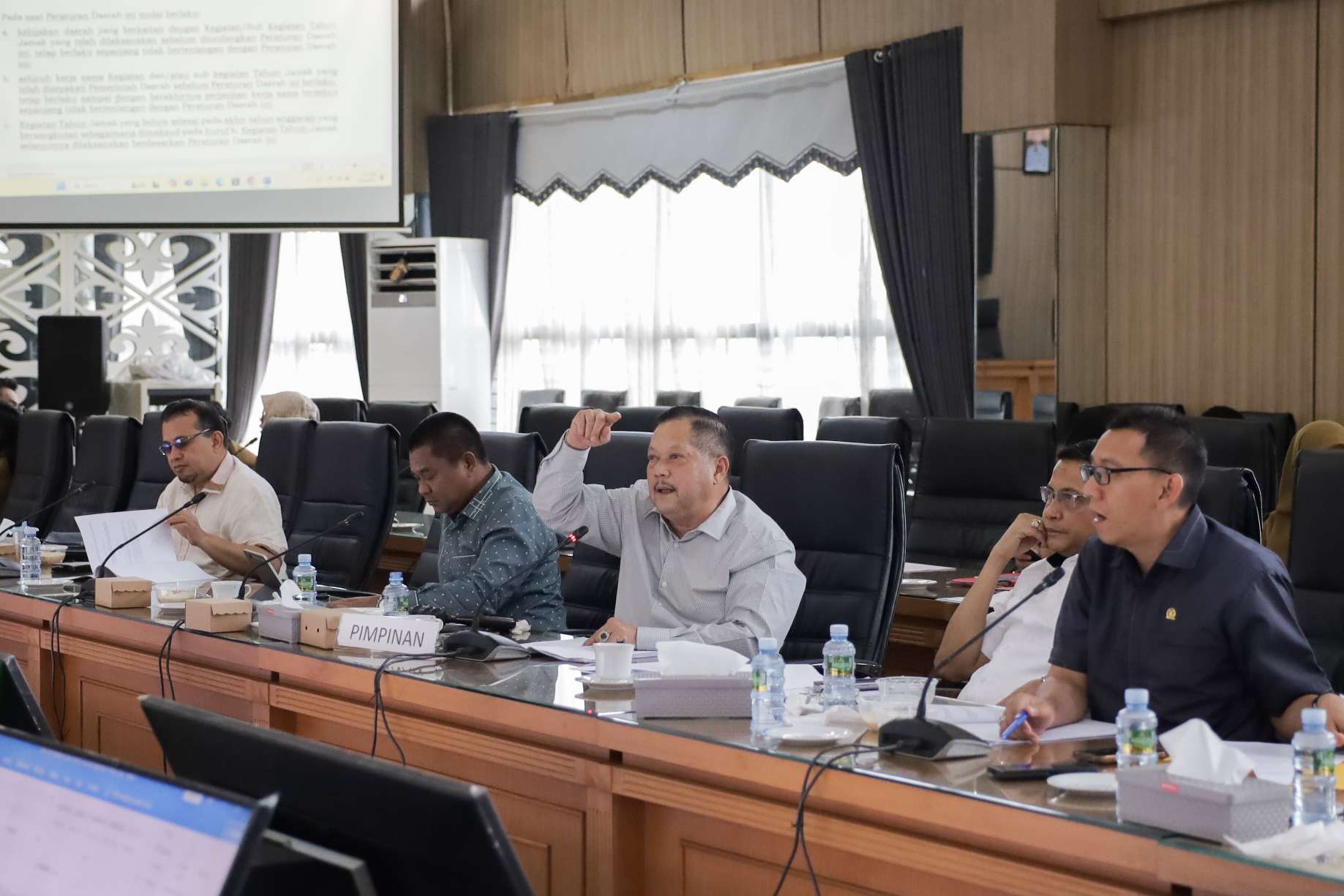 Rapat Pansus III DPRD Kalsel Bahas Pedoman Pembiayaan Tahun Jamak